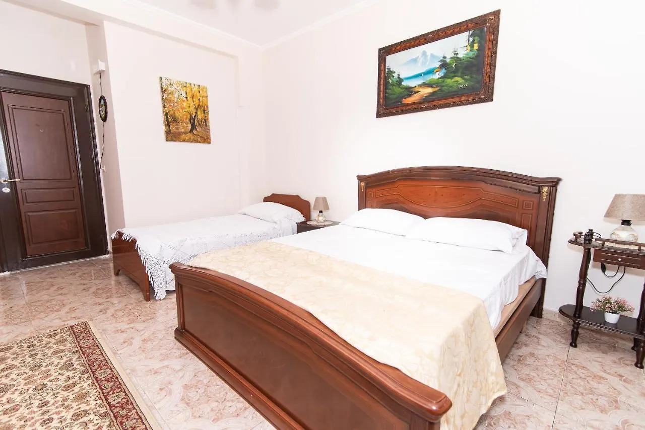 Erla'S Apartment Tirana Albania